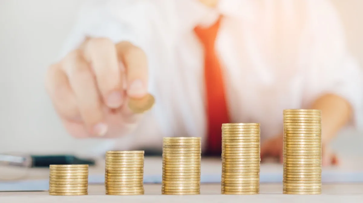 社会福祉士で年収1000万円を目指す道