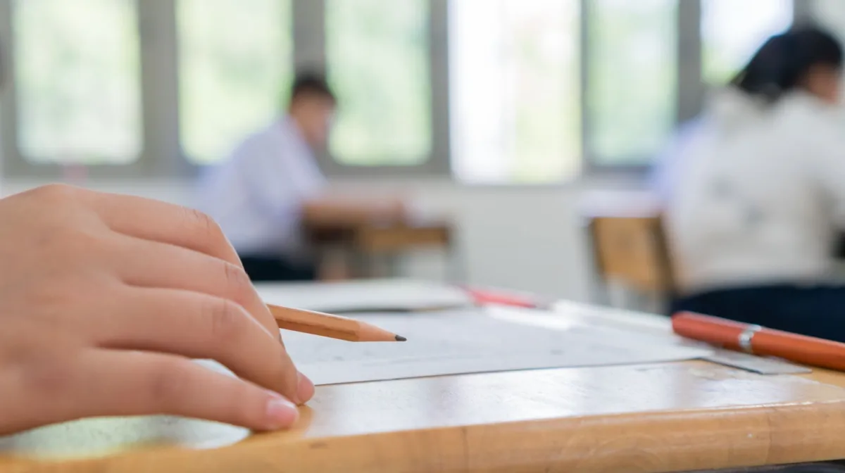 働きながら学べる一般・短期養成施設の仕組みと実習